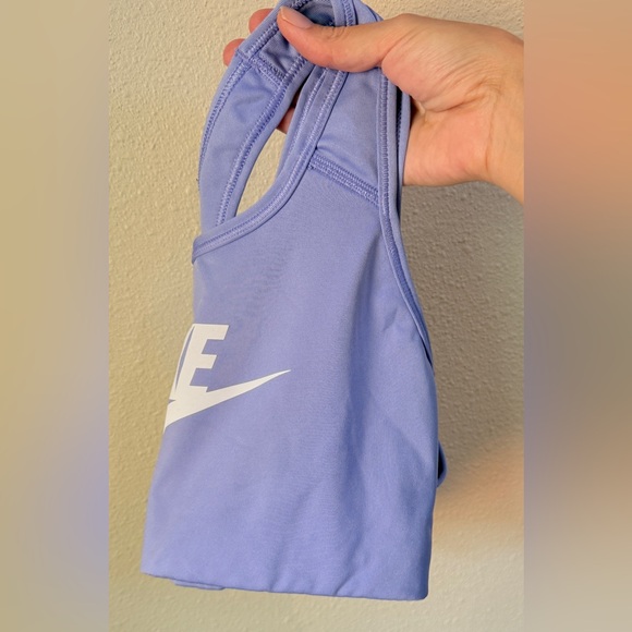 Nike Women’s dri fit swoosh Racerback Sports Bra Size M - Picture 5 of 5